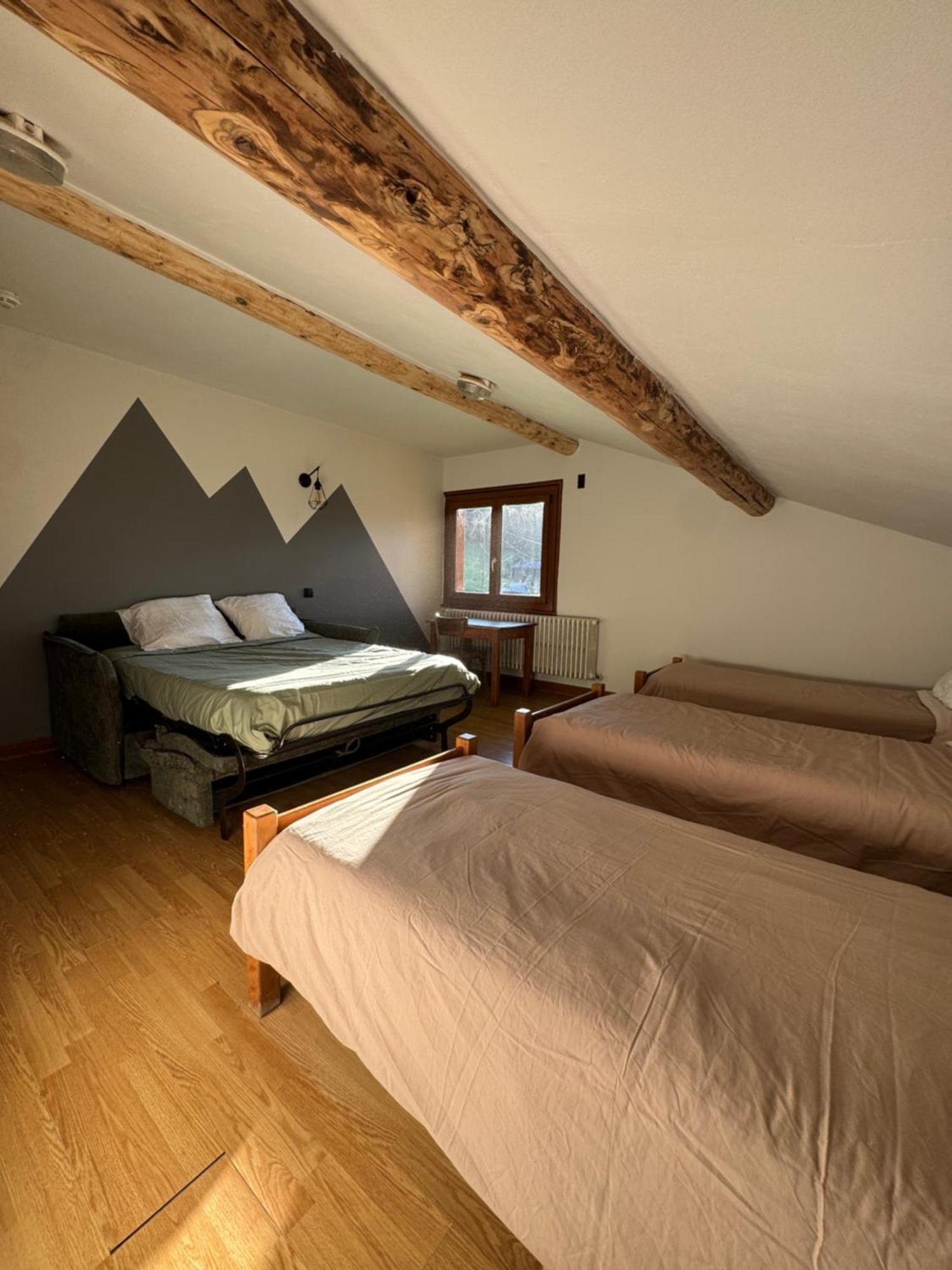 L'Ardesia Hostel Morzine Buitenkant foto