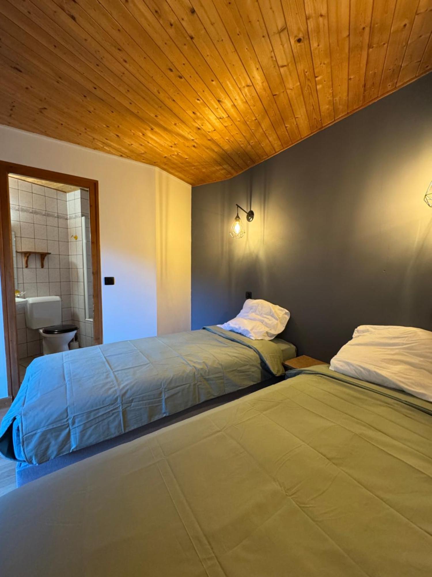 L'Ardesia Hostel Morzine Buitenkant foto