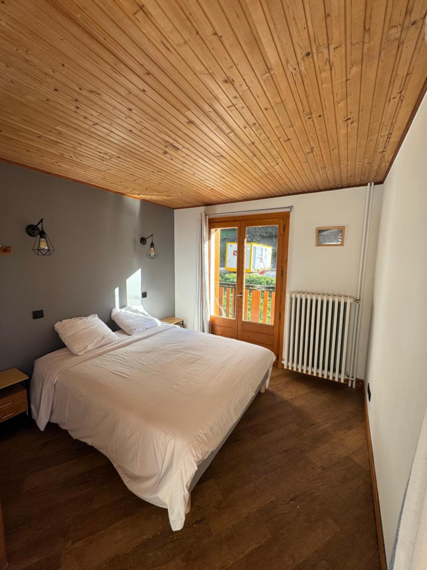L'Ardesia Hostel Morzine Buitenkant foto
